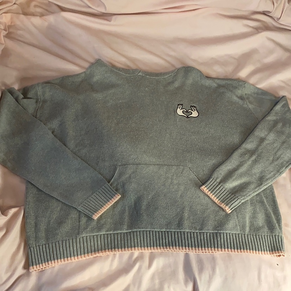 Cropped grey heart hands hoodie